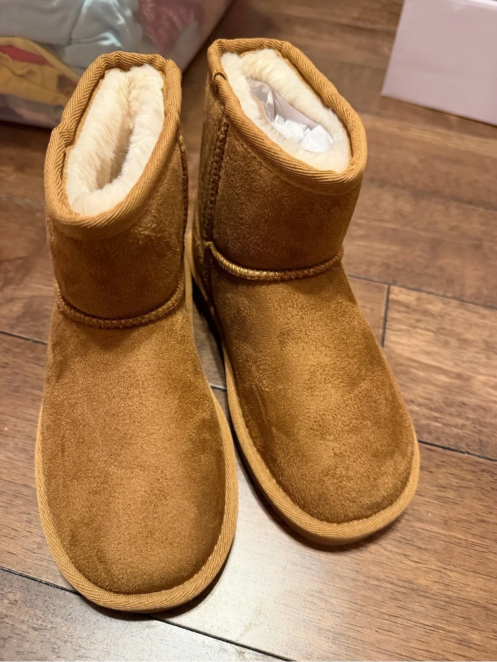 Girls boots